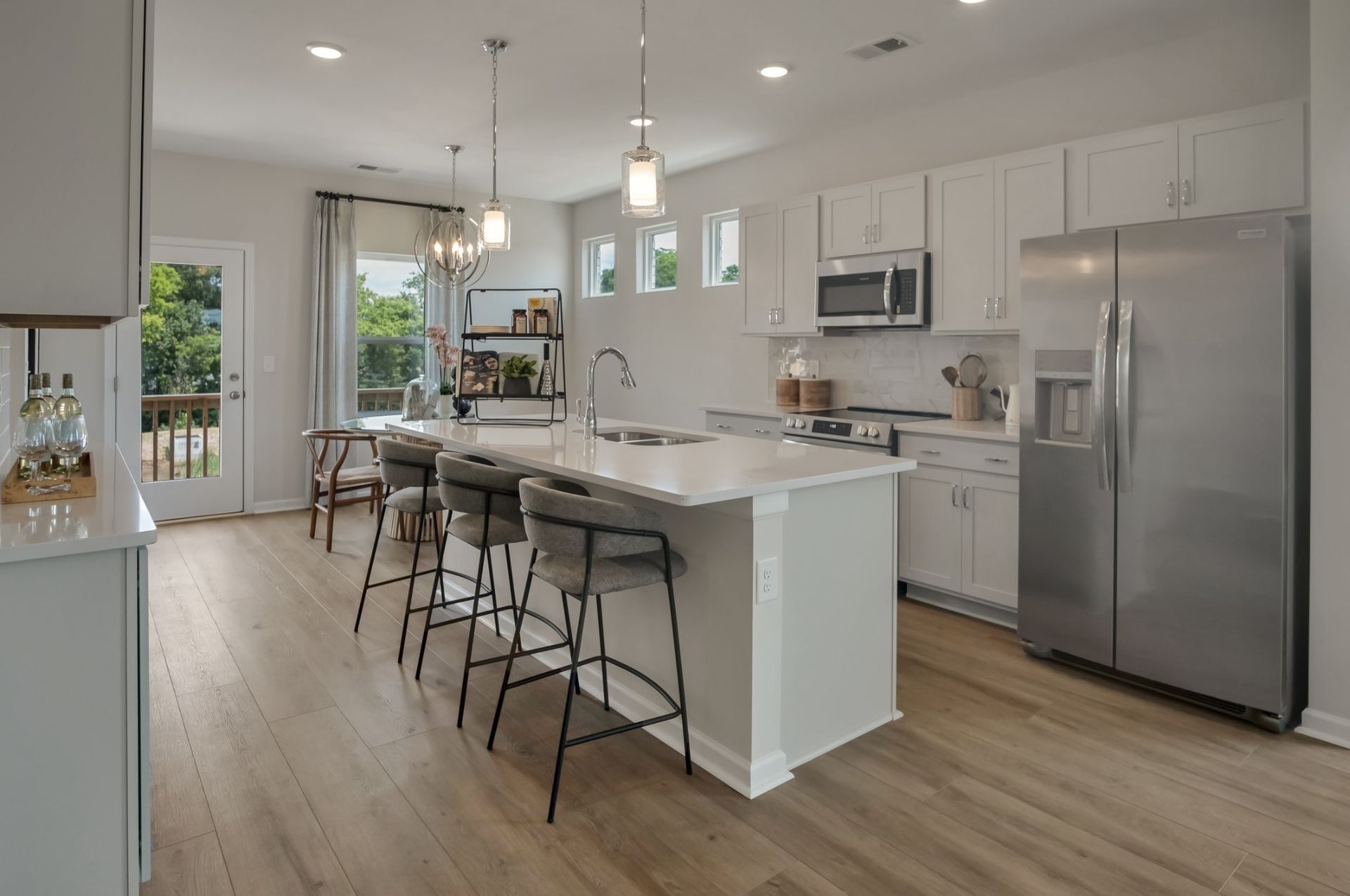ALL PICS ARE OF THE SAME FLOOR PLAN, BUT NOT THE ACTUAL UNIT.