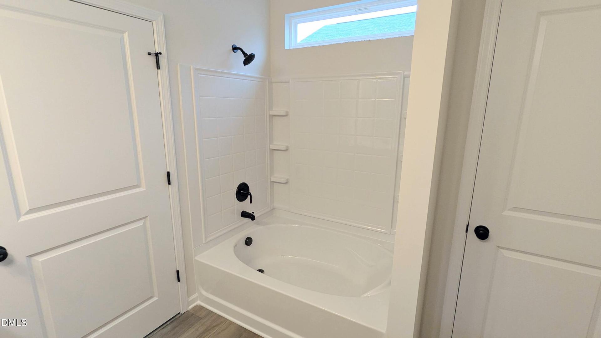 Garden Tub/Shower