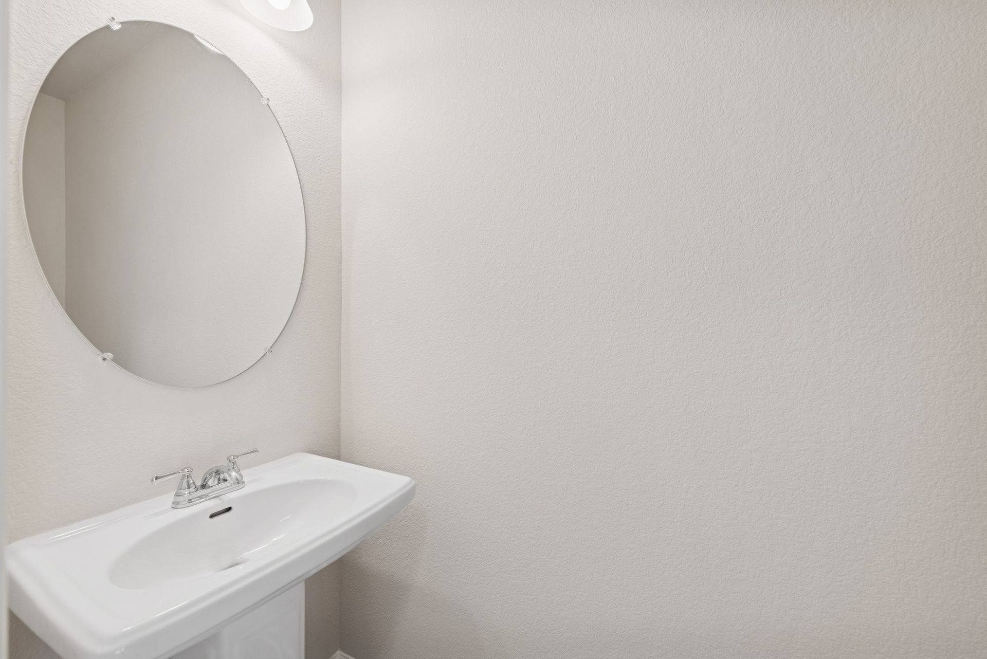 The Cardinal II- Powder Bath. Photos of home shown are for illustration only; actual features, colors, and upgrades may vary.