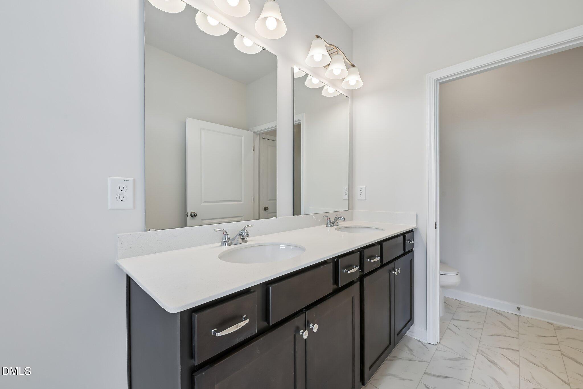 Dual Vanity
