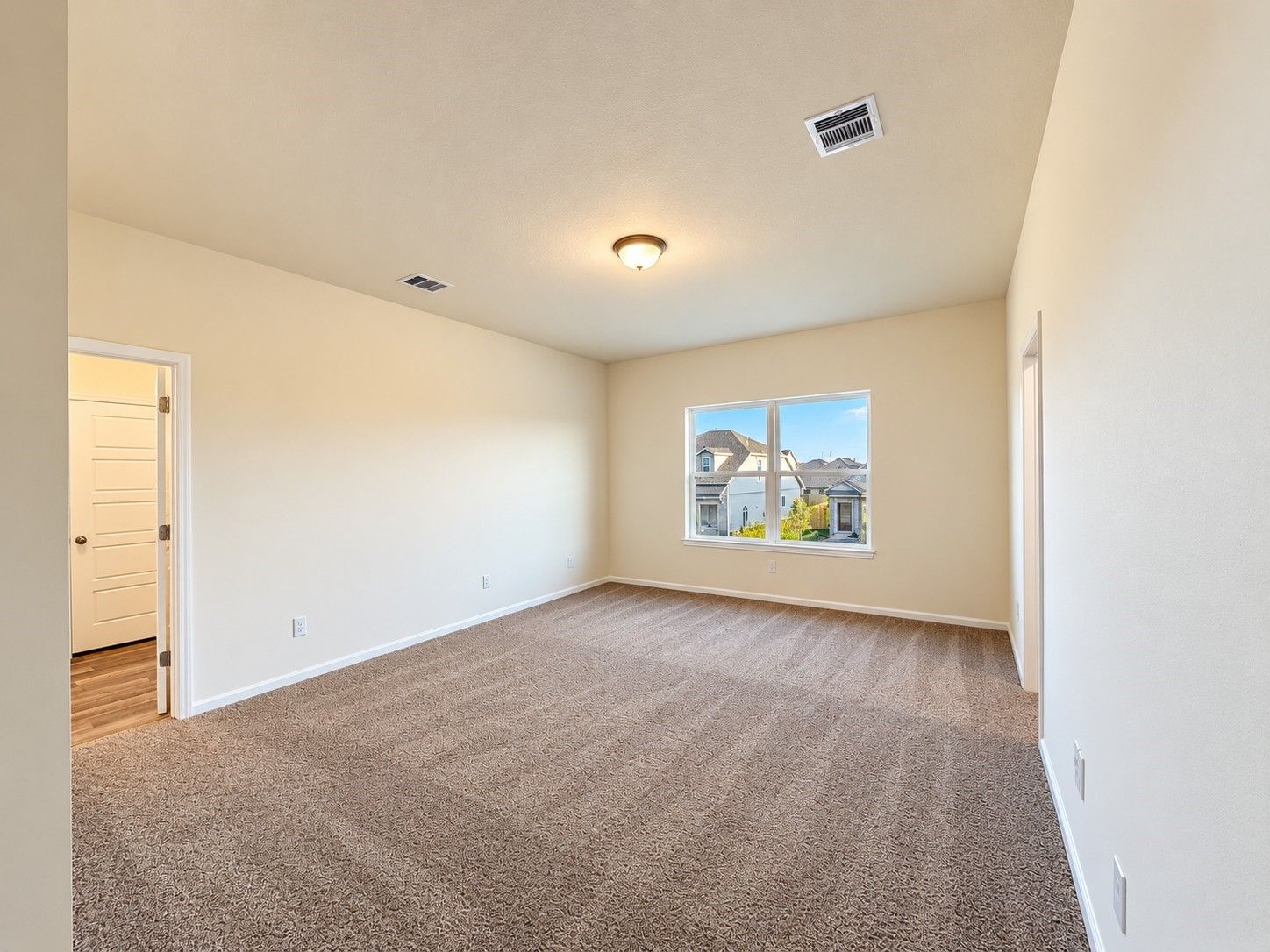 The Oriole II- Primary Suite