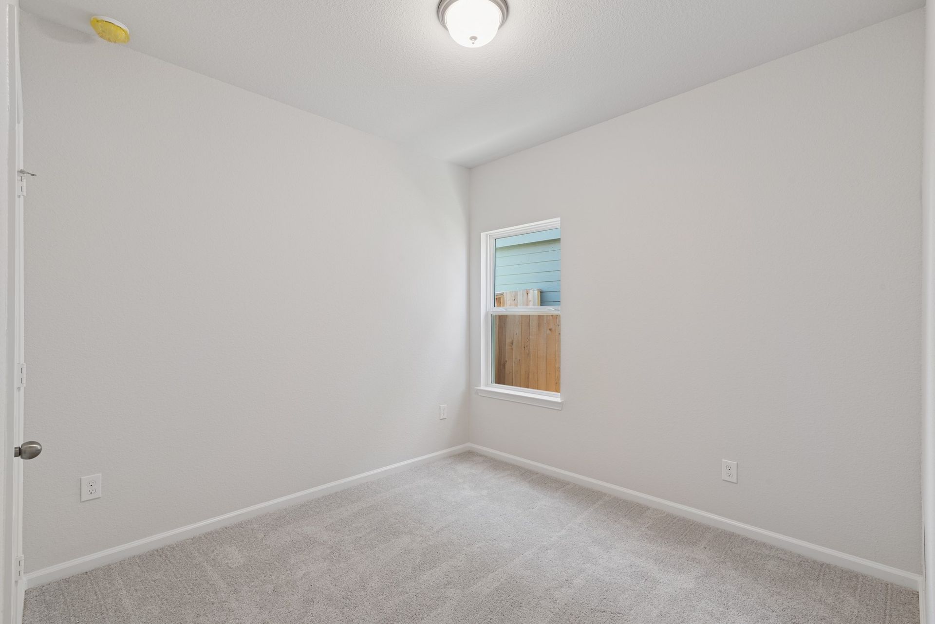 Sample floor plan image for illustration; upgrades, options, and colors may vary.