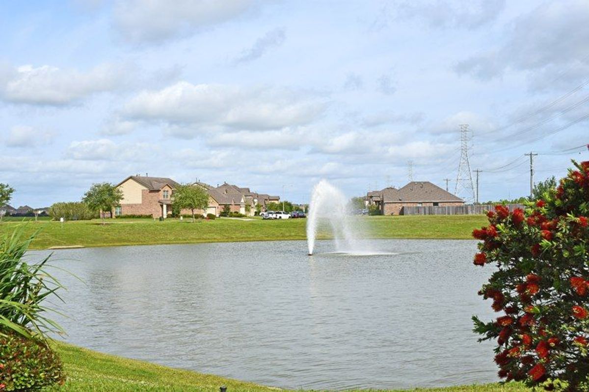 Kendall Lakes Fountain