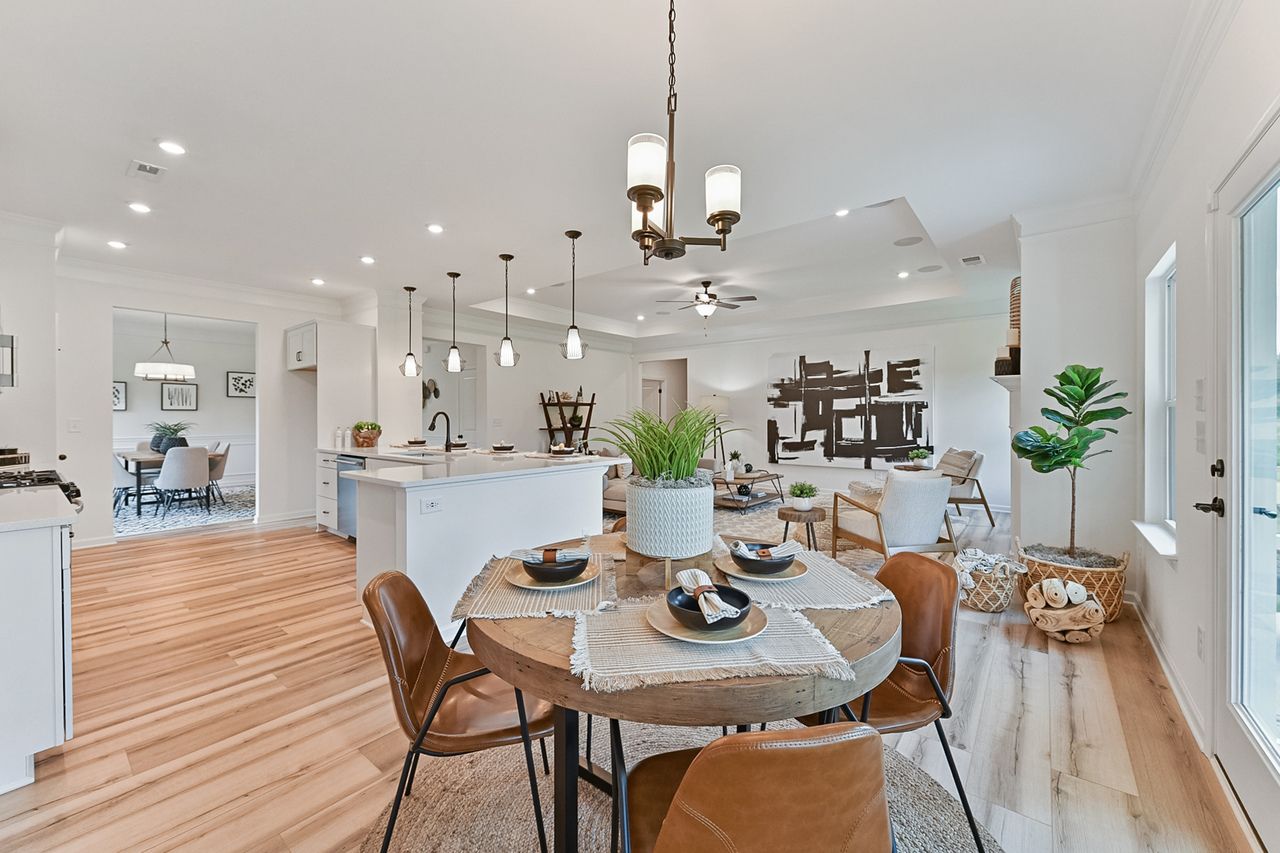 The Avery - Breakfast Area