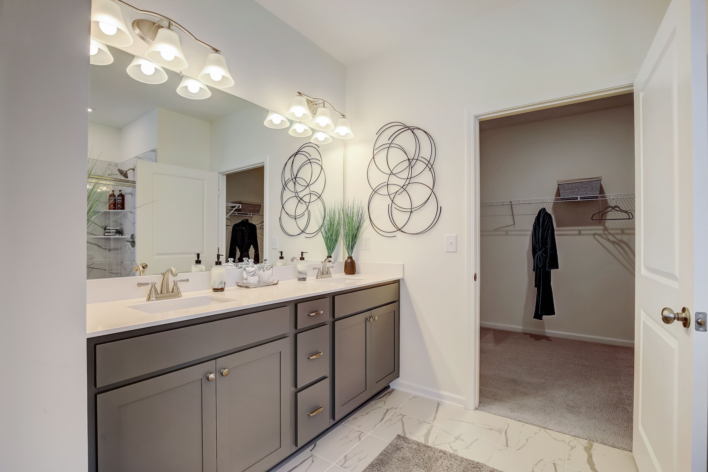 The Palmer - First Floor Owner's Bath