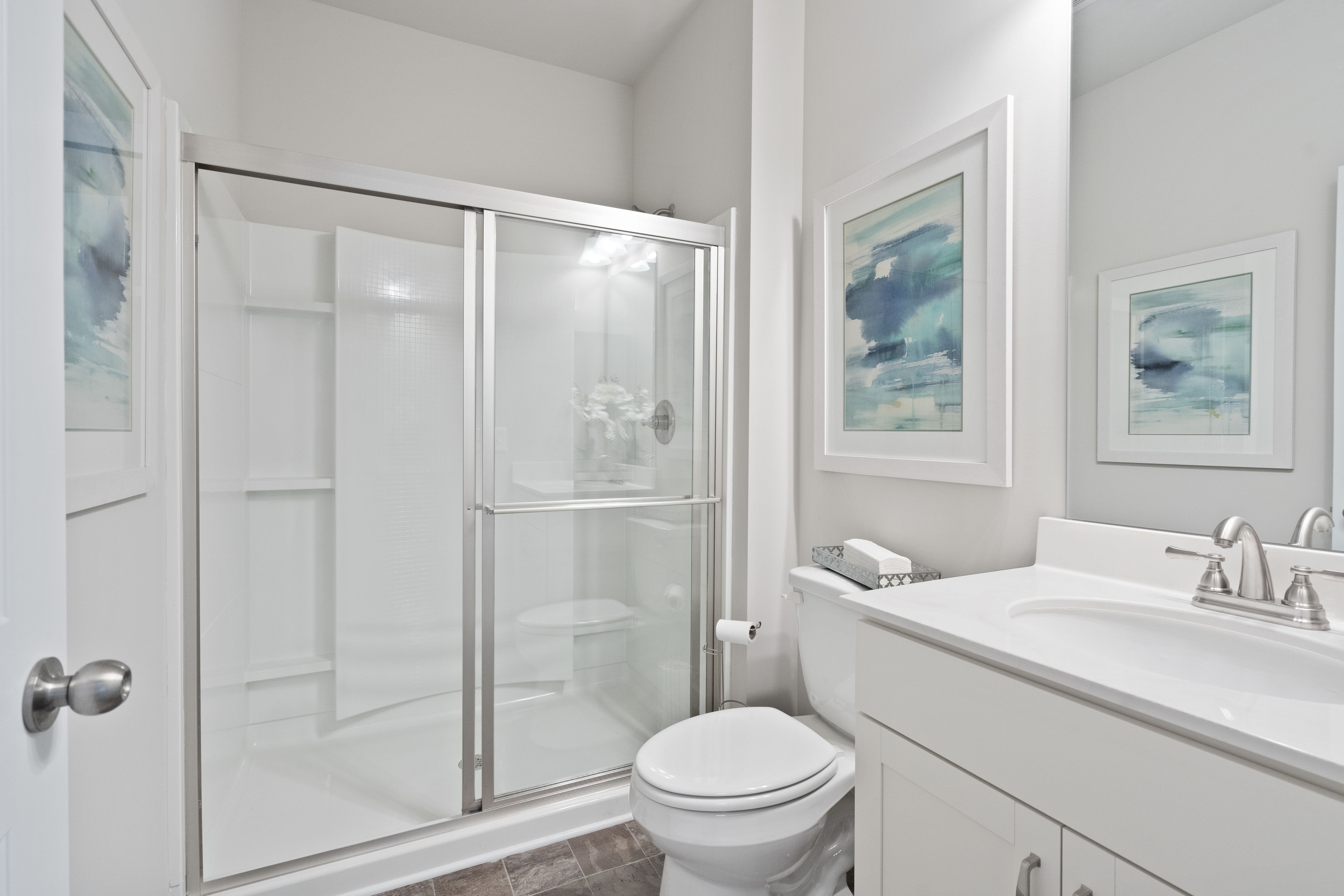 The Bradley - Secondary Bathroom