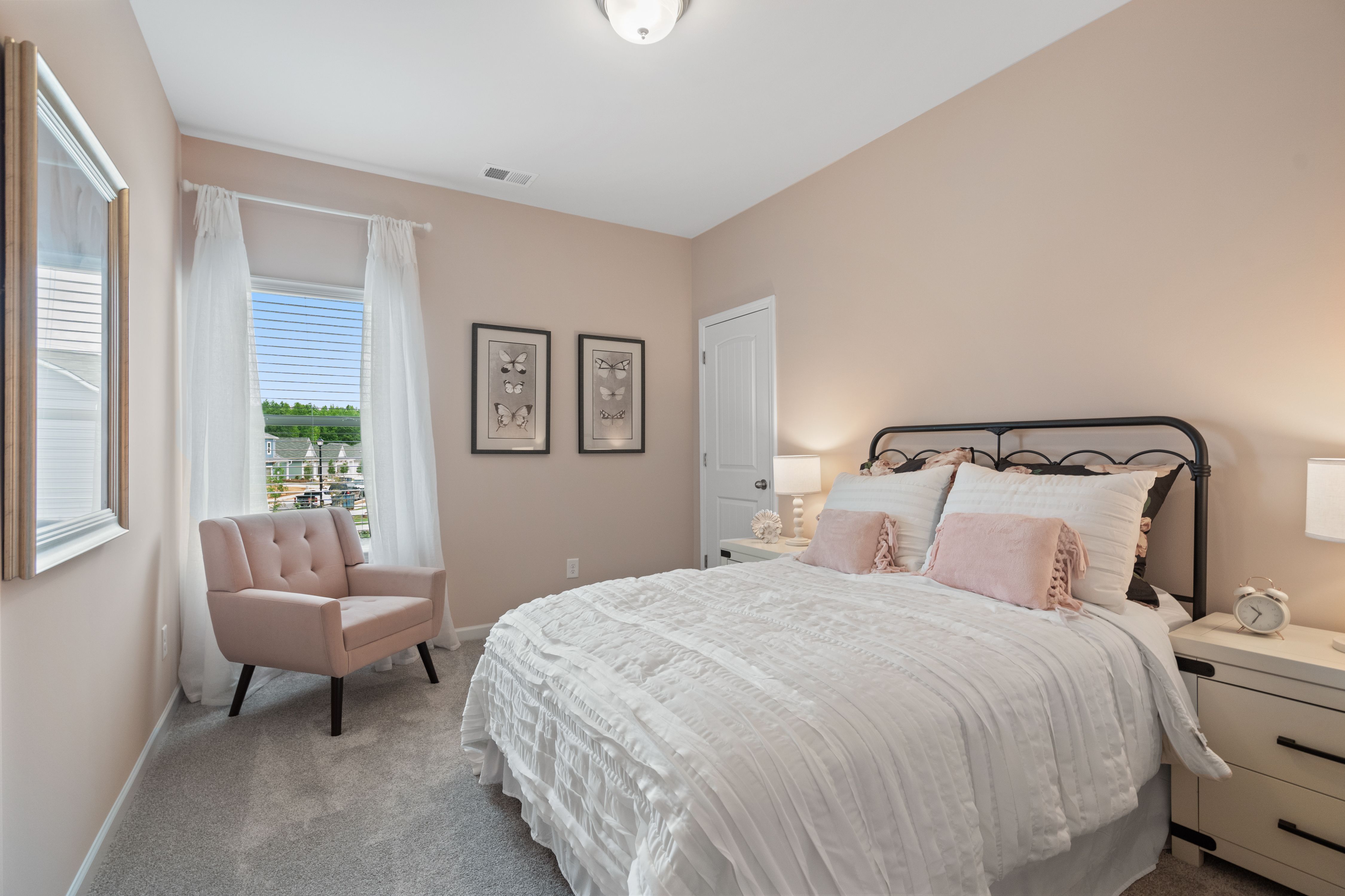 The McGinnis - Secondary Bedroom