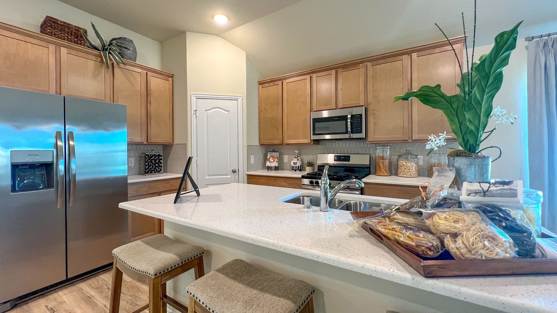 The Oakshire- Kitchen