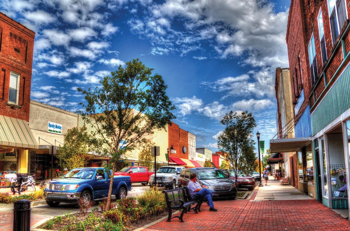 Quaint Downtown Dickson, TN