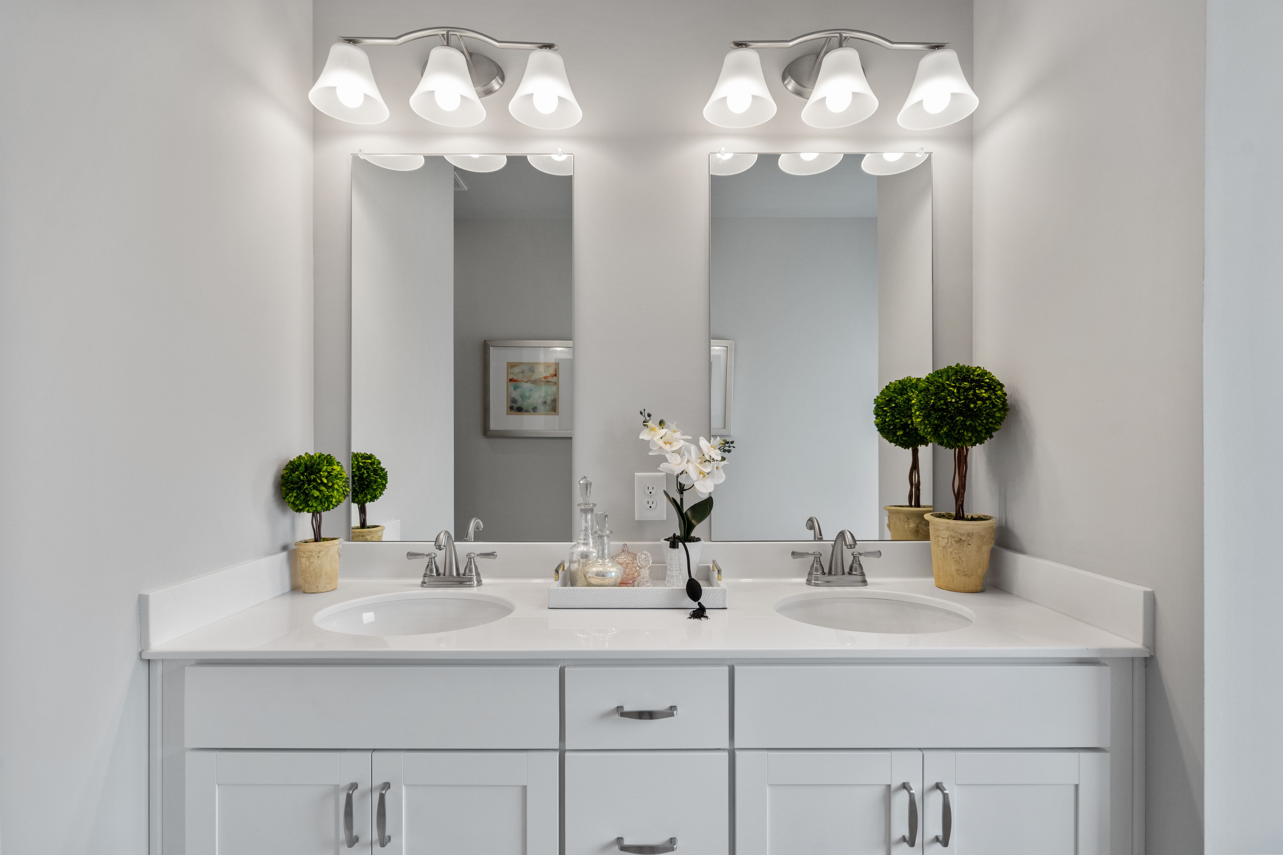 The Maddux - Owner's Bath