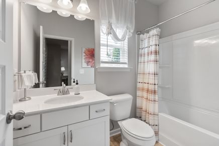 The Maddux - Bath