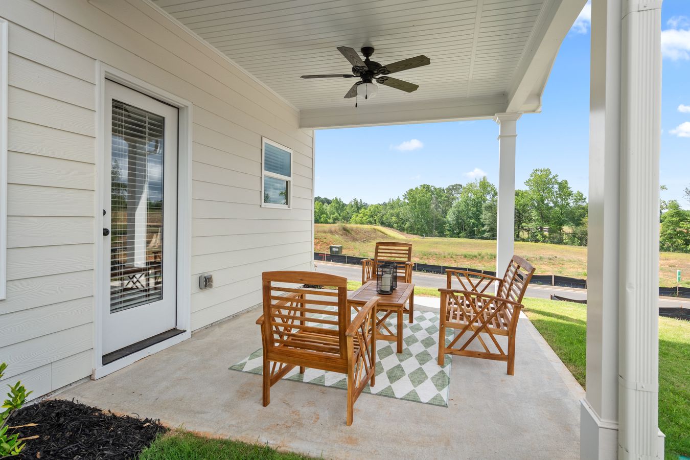 The McGinnis - Covered Back Patio