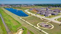 Trails at Woodhaven Lakes 60's por Smith Douglas Homes en Houston Texas