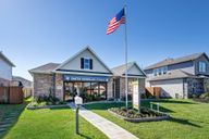 Sierra Vista 60's por Smith Douglas Homes en Houston Texas