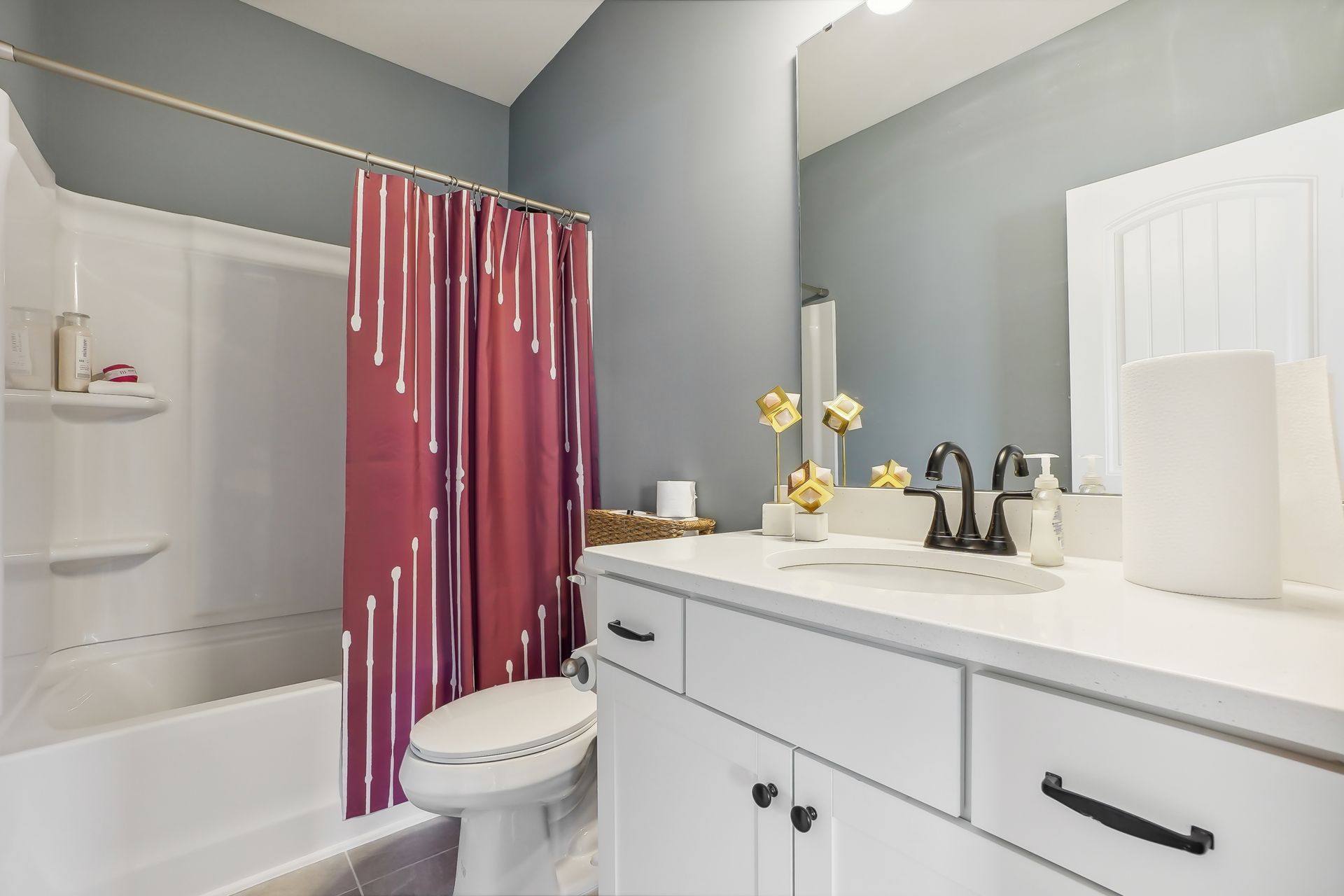 The Landen - secondary bath
