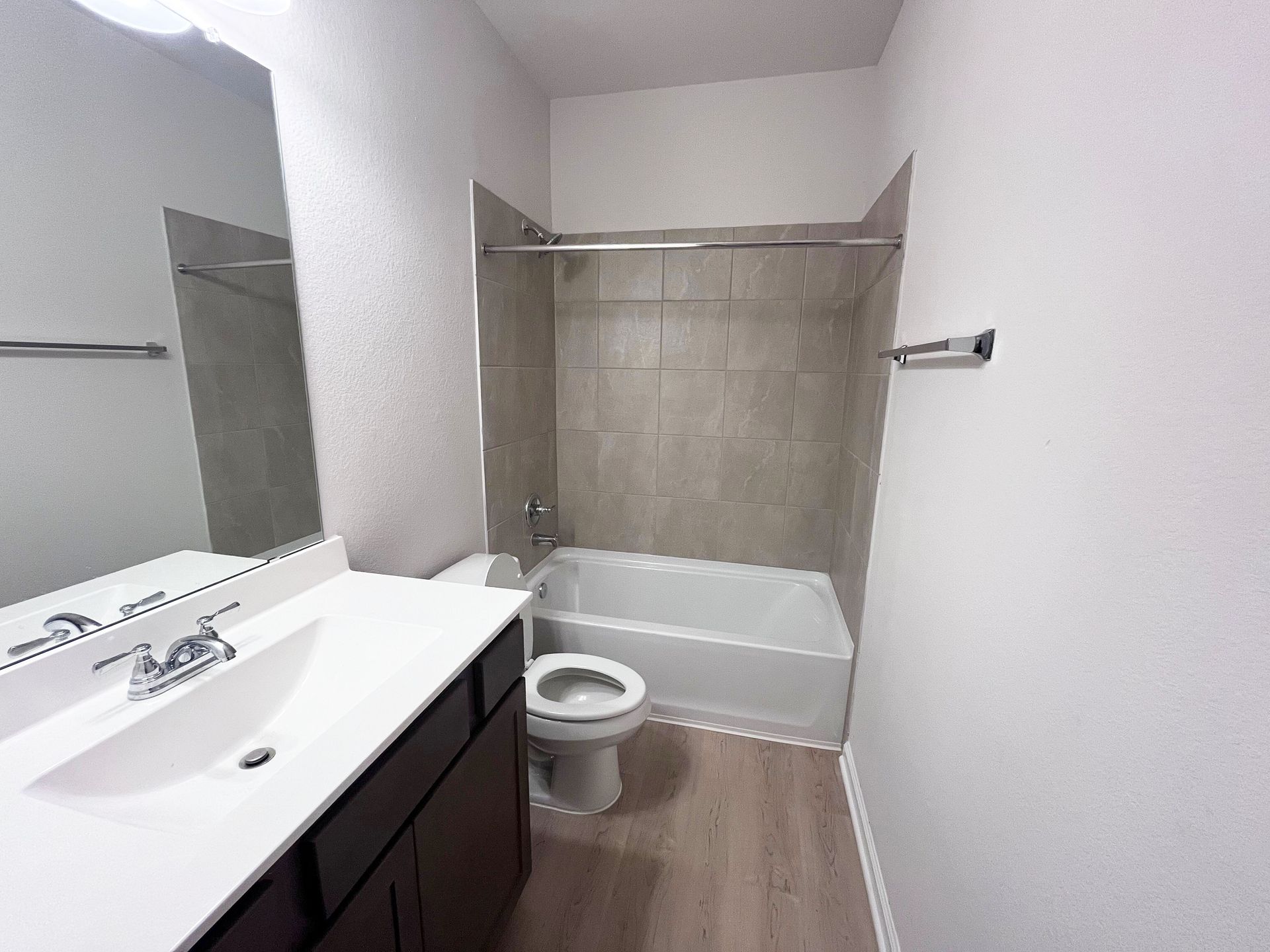 The Cardinal II- Secondary Bathroom