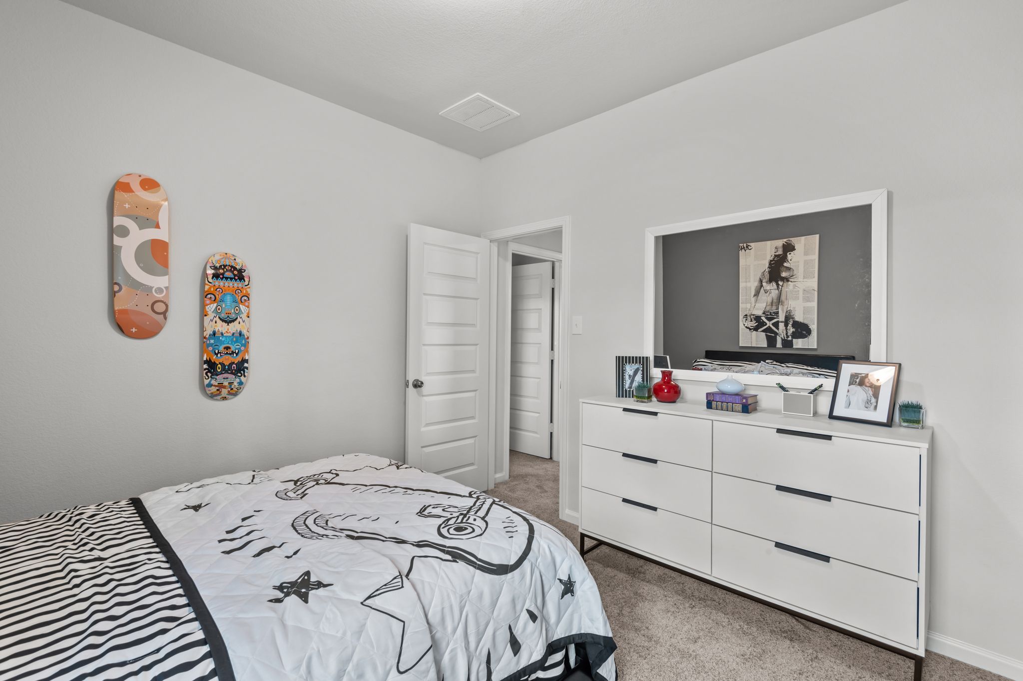 The Sparrow II- Secondary Bedroom