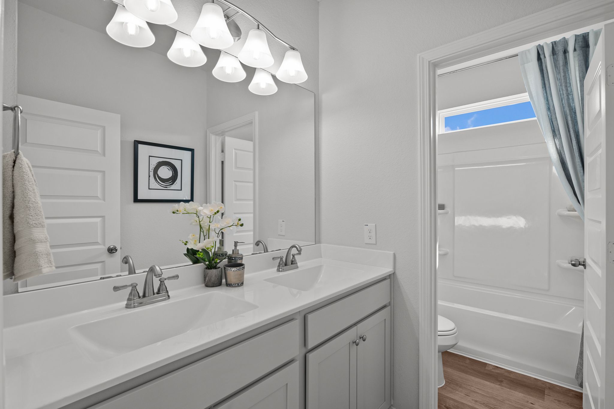 The Waring III- Secondary Bath with Dual Sinks