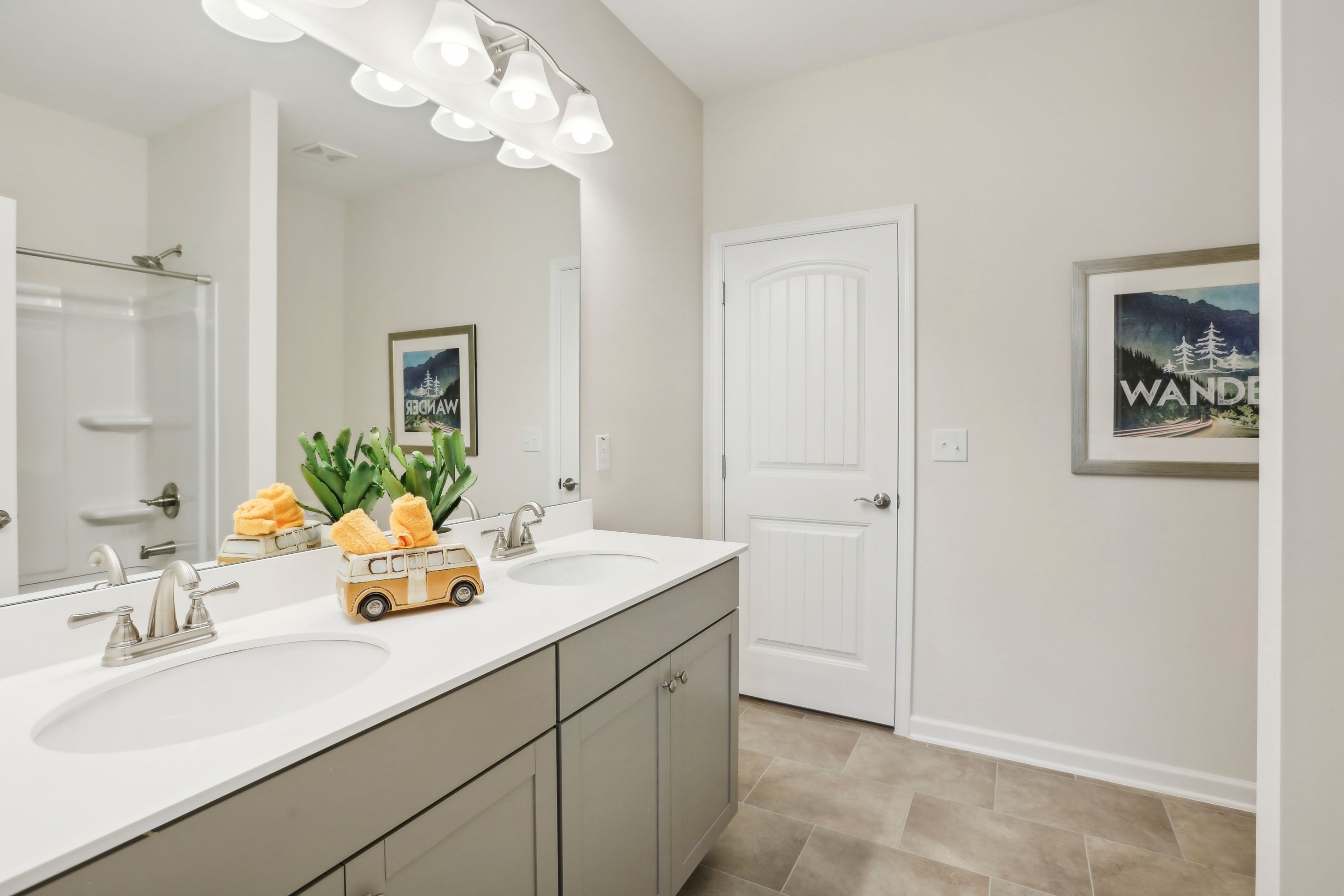 The Avondale - Secondary Bathroom