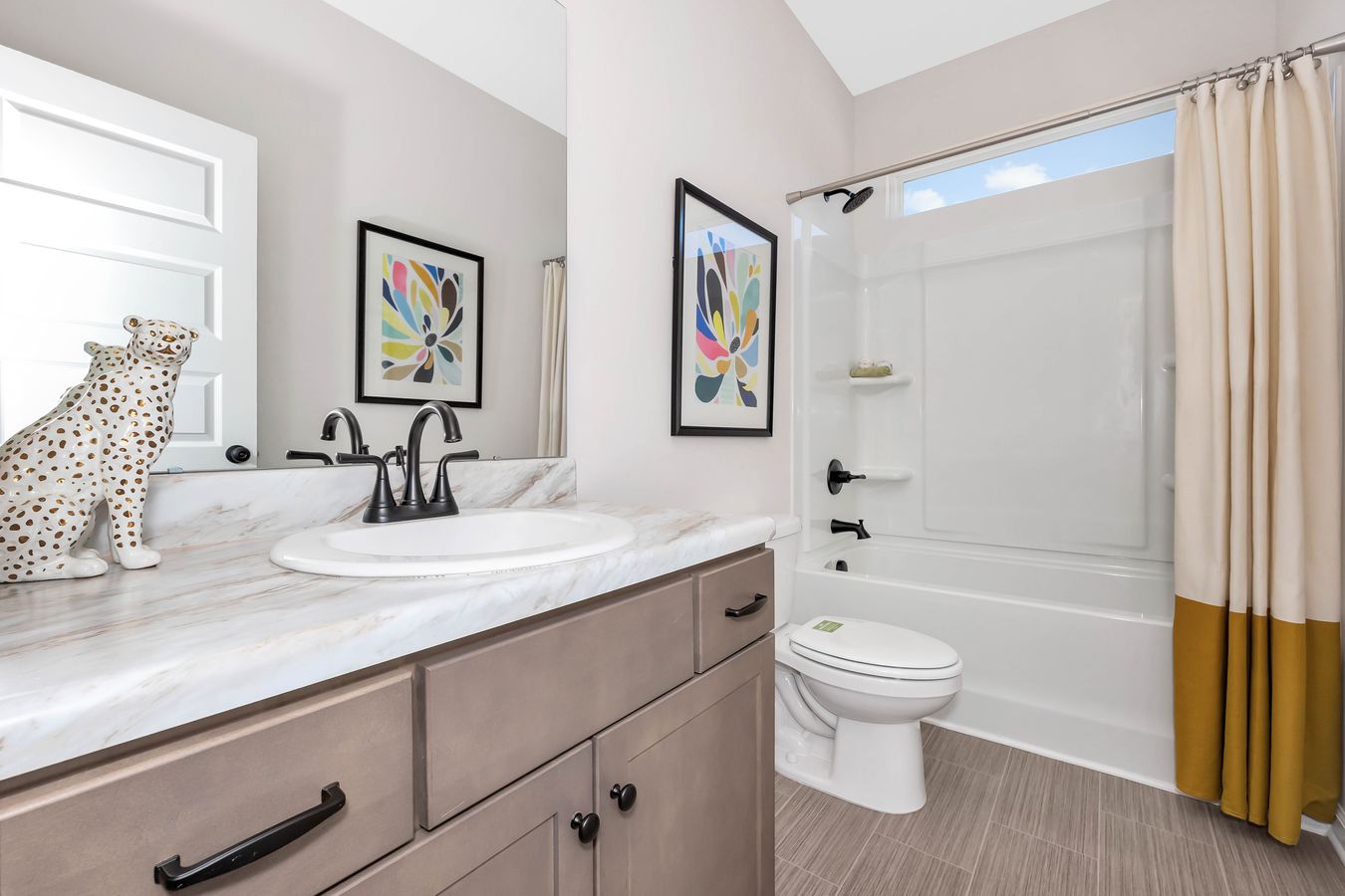 The Braselton II - Secondary Bathroom