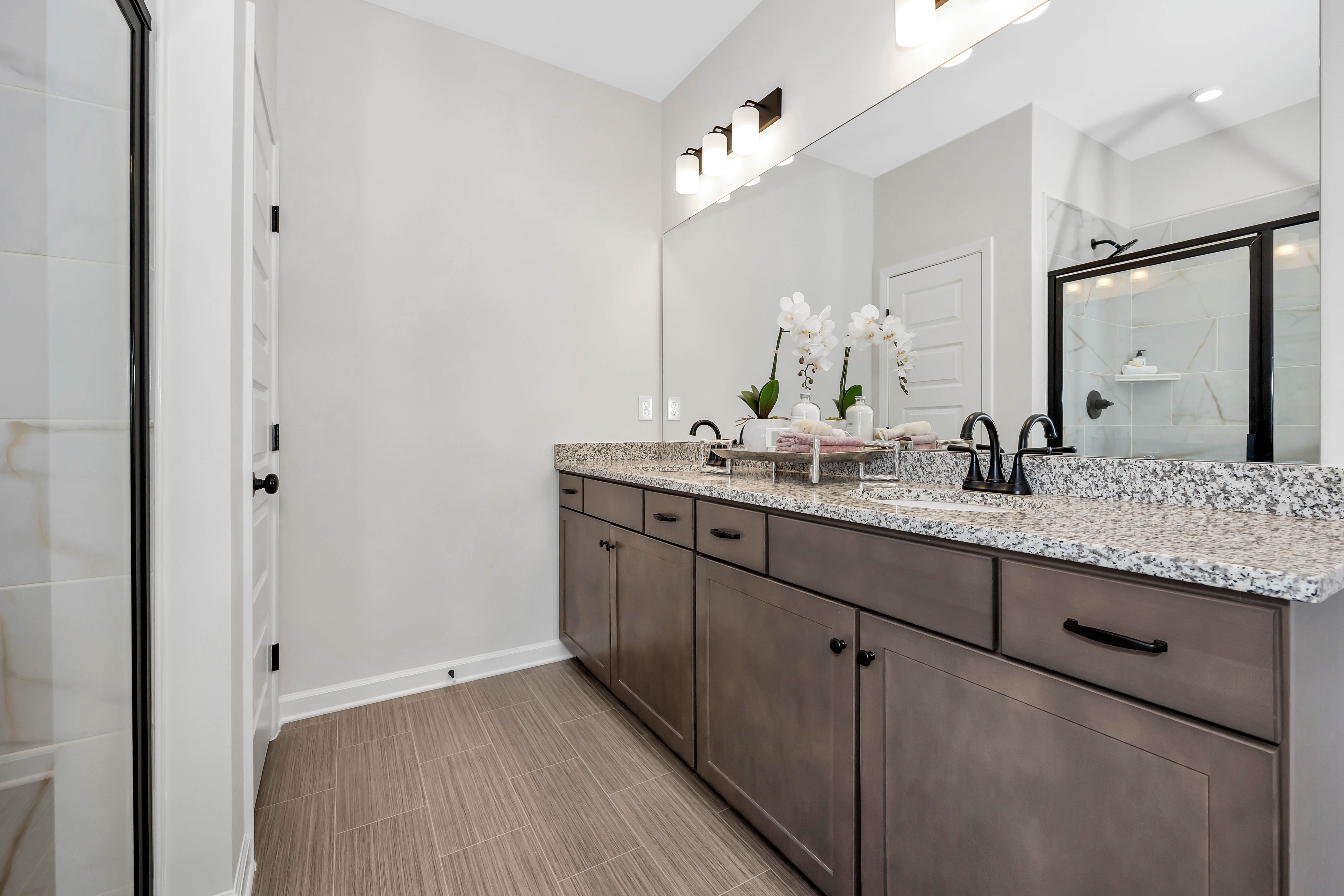 The Braselton II - Primary Bathroom