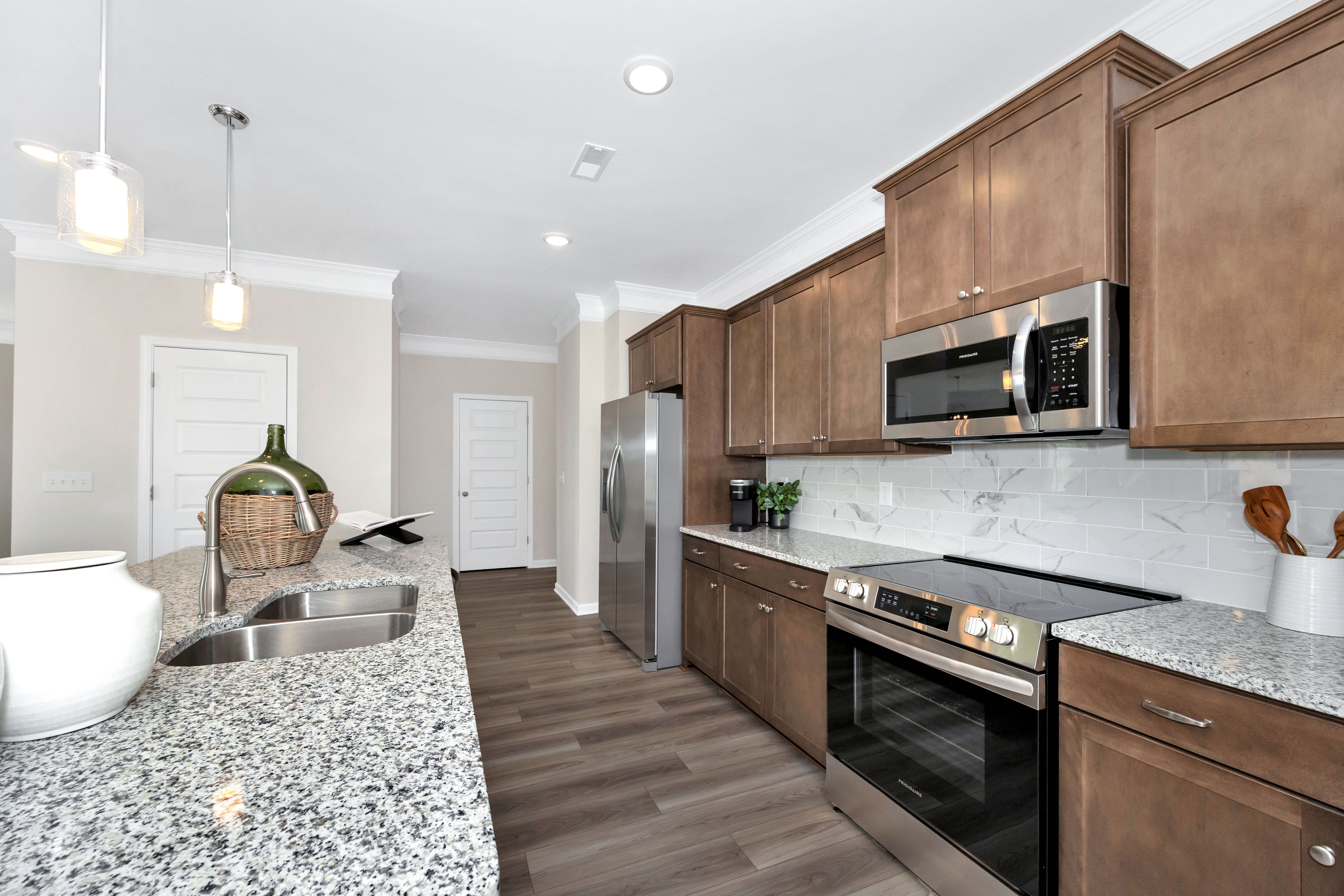 The Greenbrier II - Kitchen