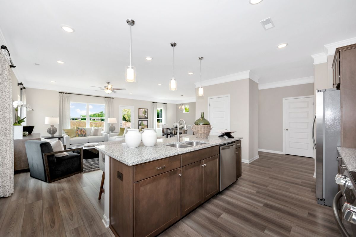 The Greenbrier II - Kitchen