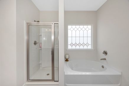 The Greenbrier II - Primary Bathroom