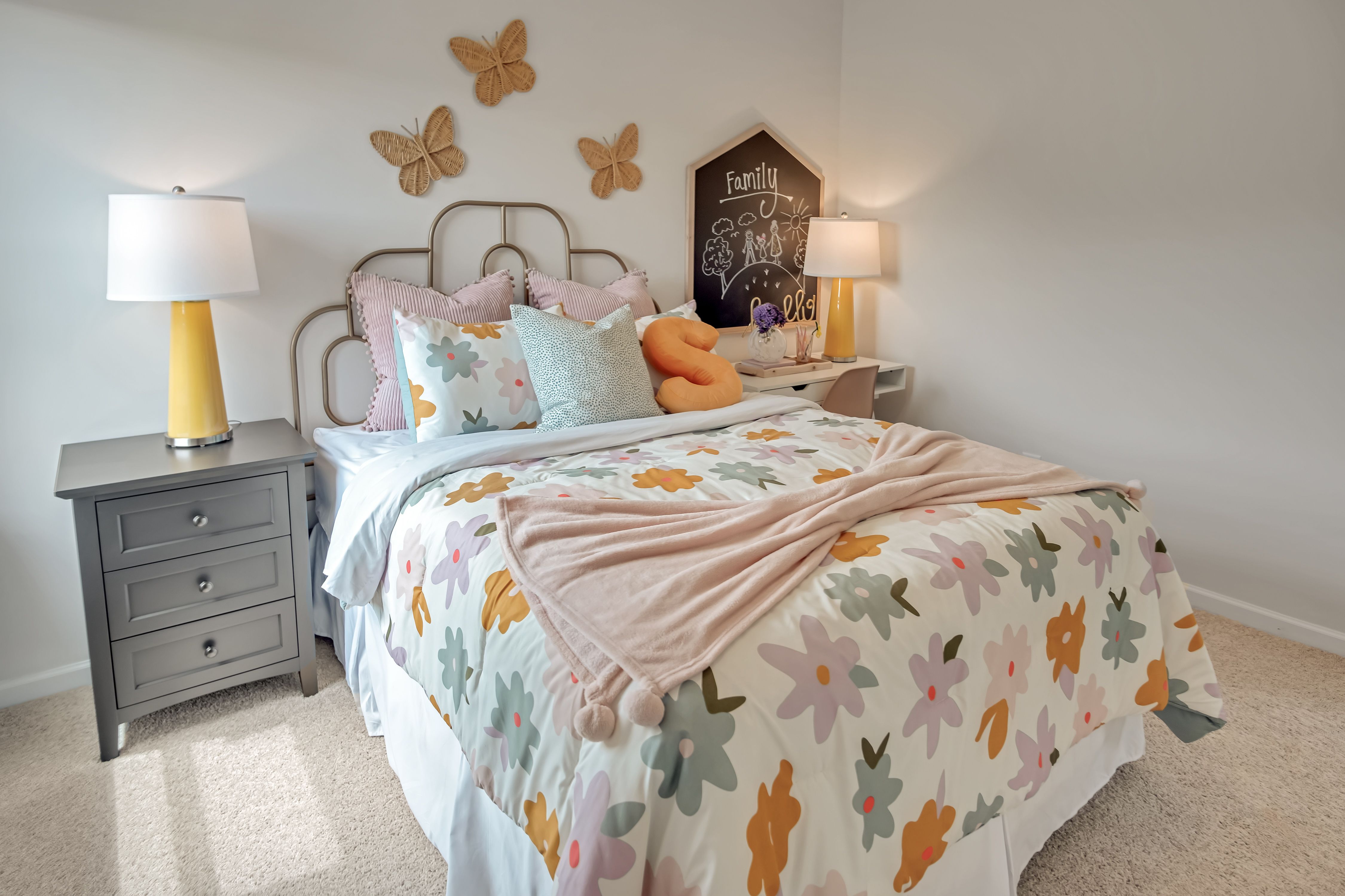 The Avondale-  Room 2