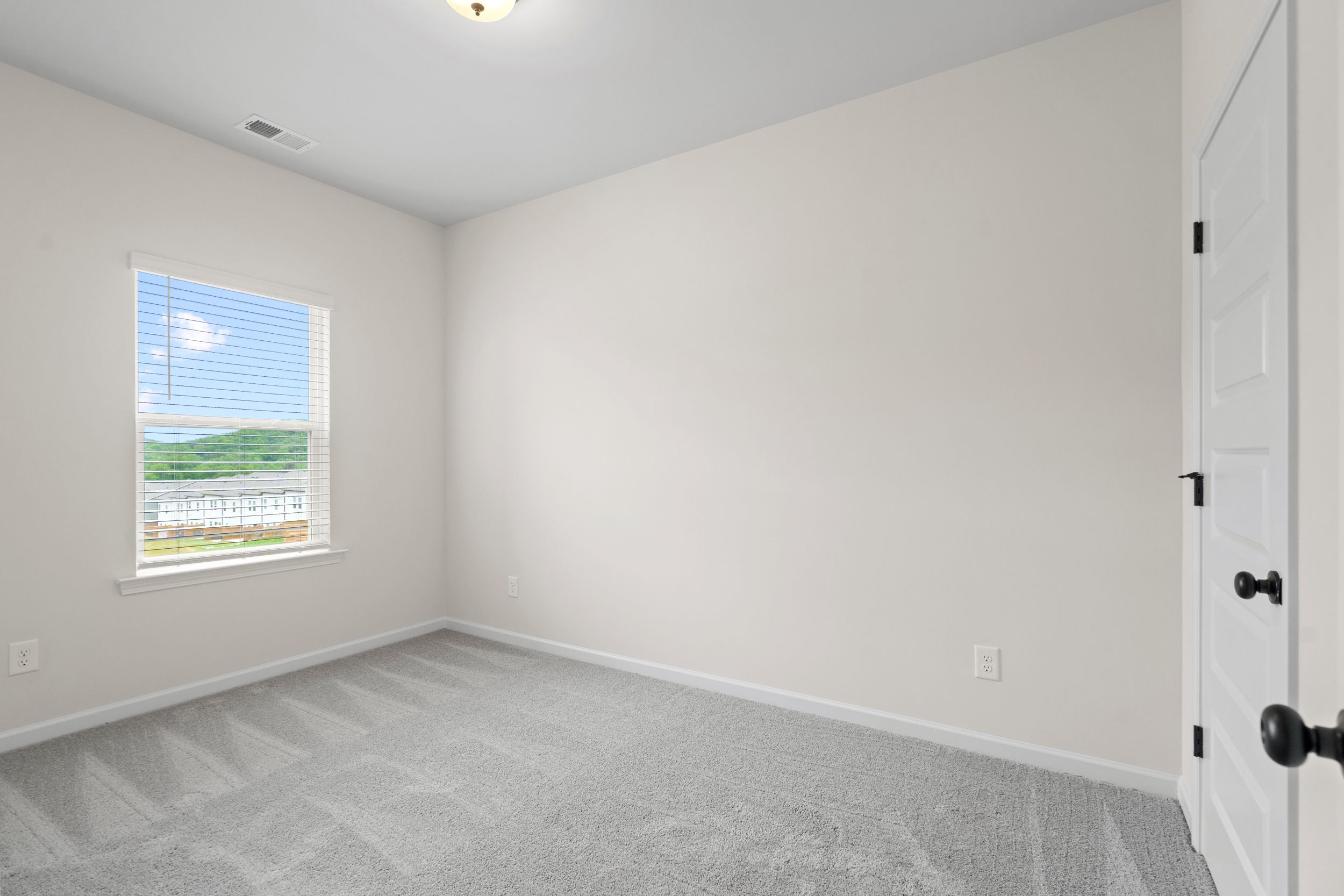 The Suwanee- Bedroom 2