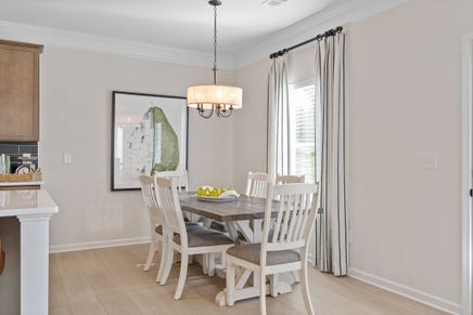 The Harrington - Breakfast Nook