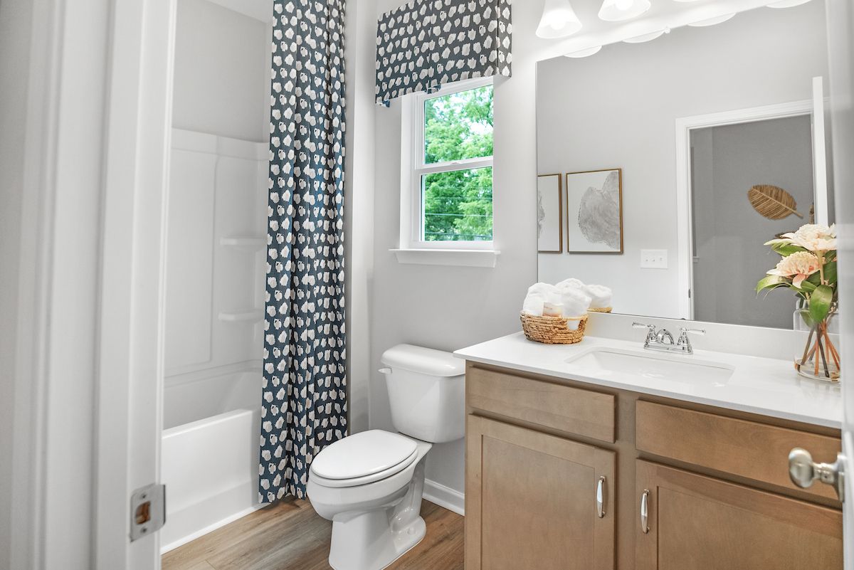 The Pinehurst - Bathroom