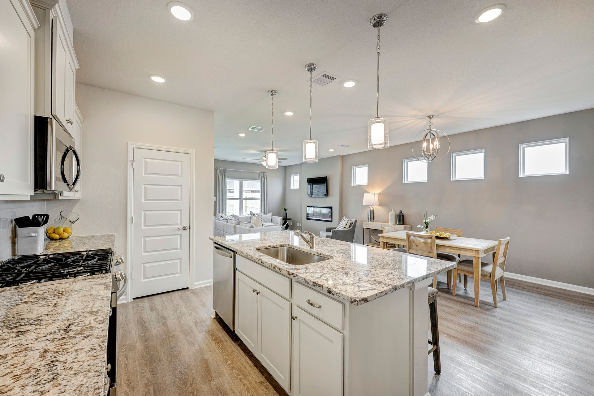 The Robin II- Kitchen