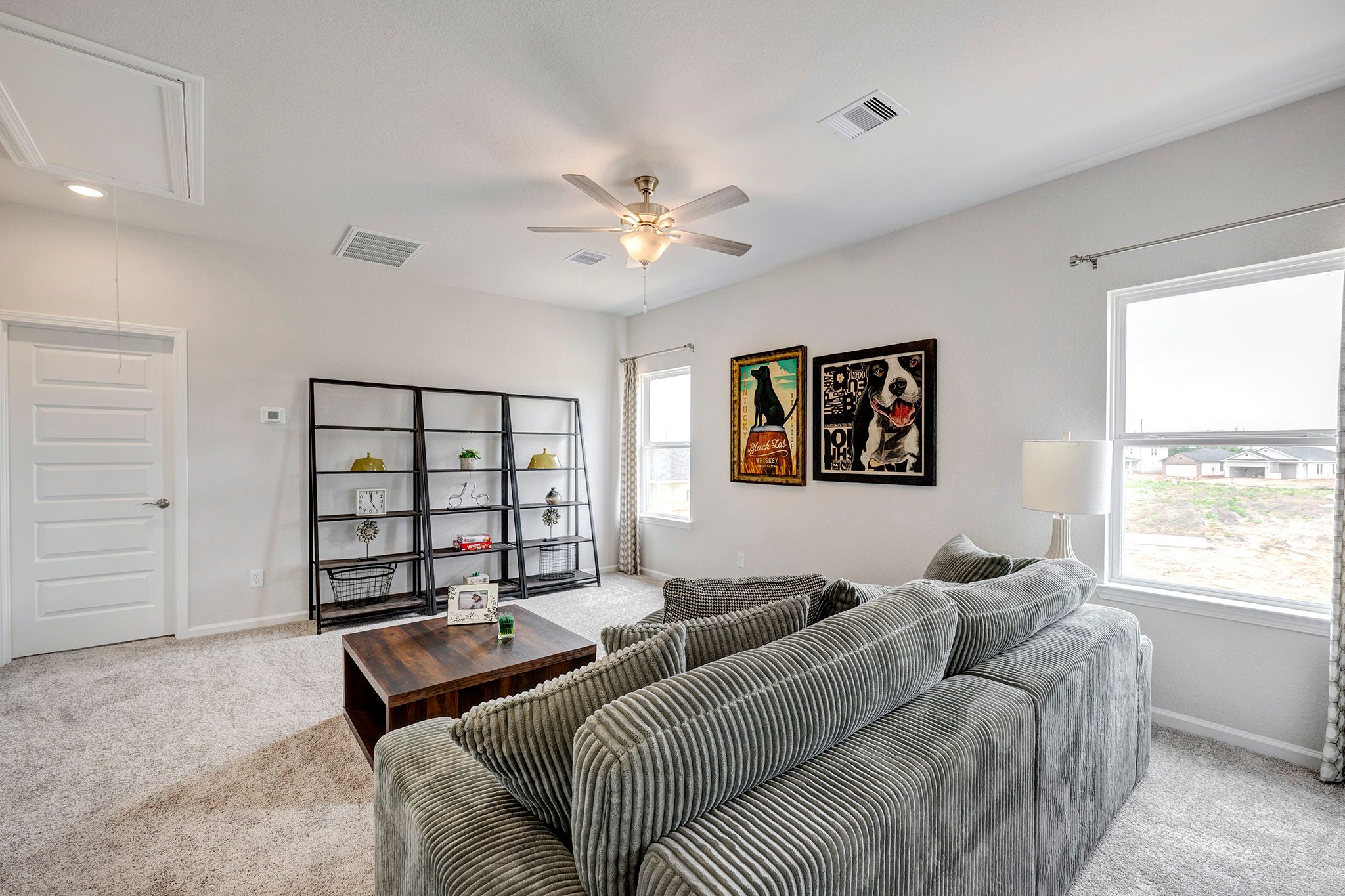 The Robin II- Loft/Game Room