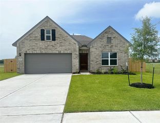 The Crawford - Trails at Woodhaven Lakes 60's: La Marque, Texas - Smith Douglas Homes