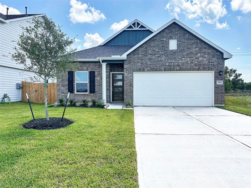 759 Red Mulberry Street (The Oakshire II)