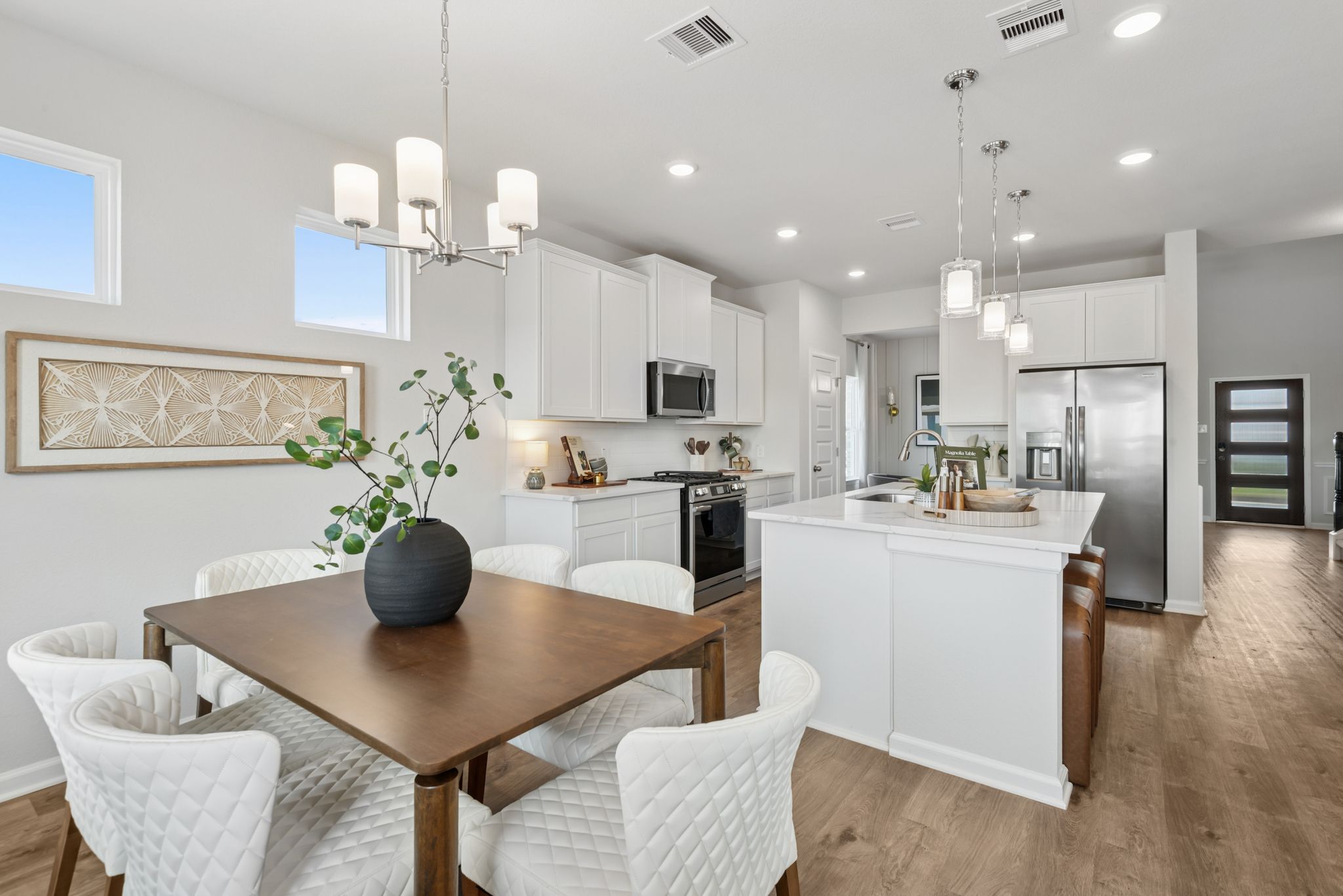The Princeton II- Breakfast Area into Kitchen