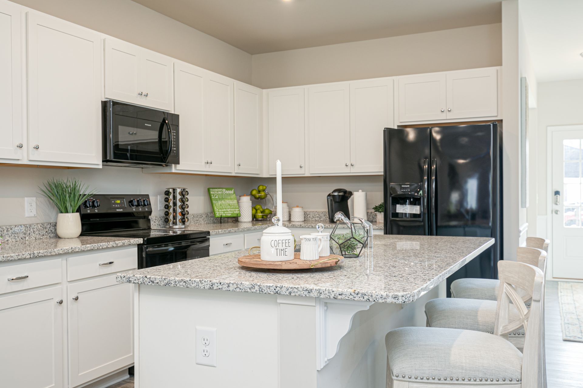 The Peachtree - Kitchen