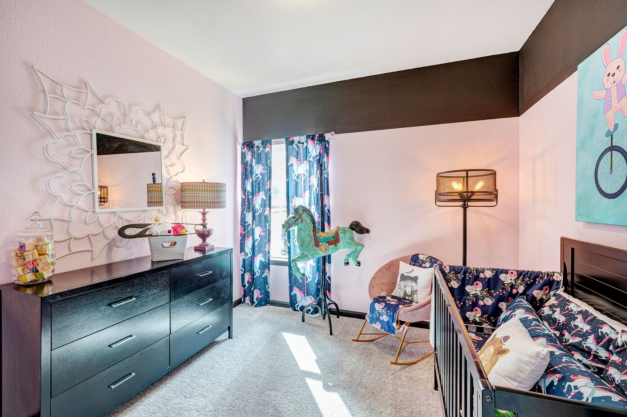 The Oakshire II - Bedroom