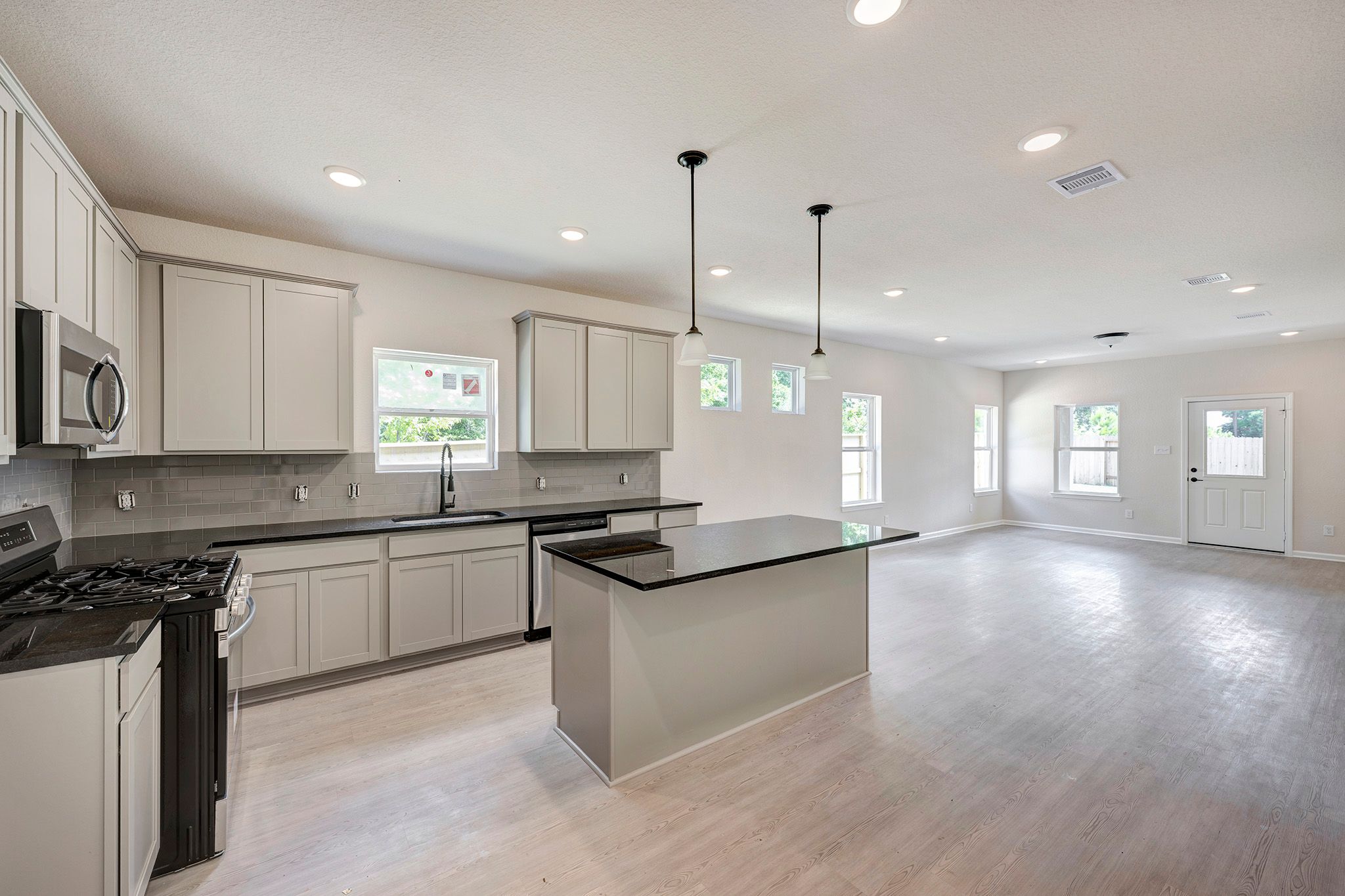The Davenport II- Kitchen