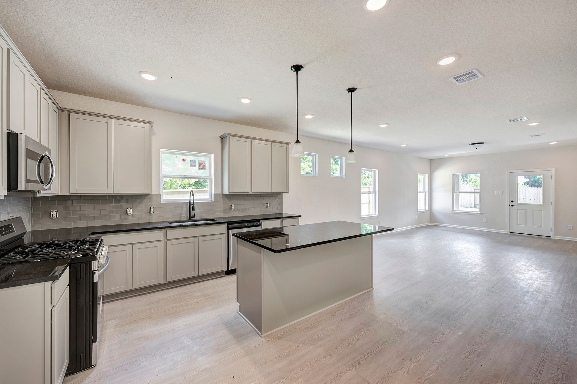 The Davenport II- Kitchen