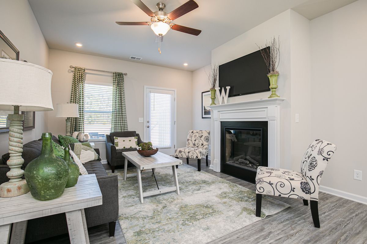 The Peachtree - Living Area