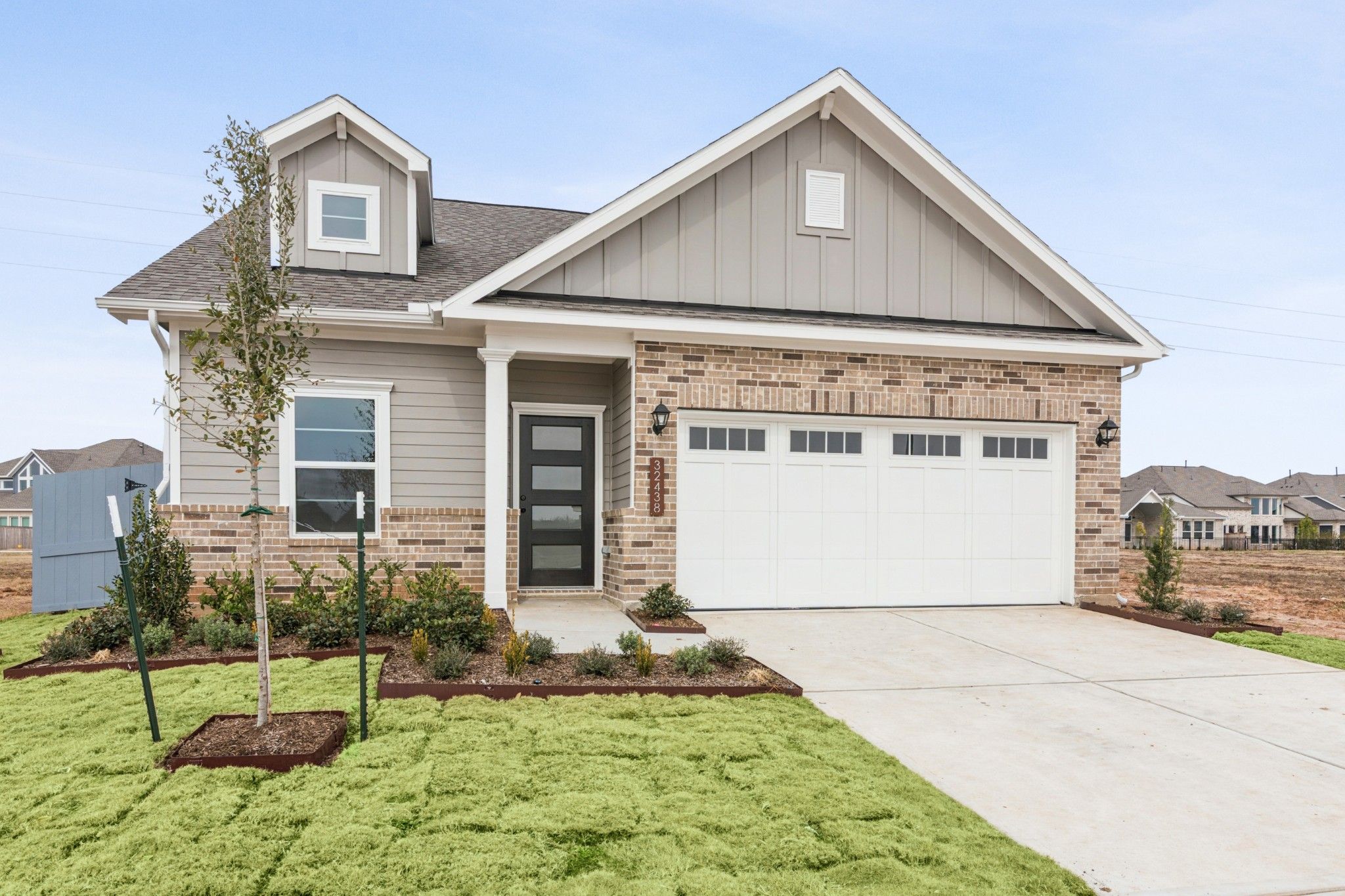 The Oakshire II- Elevation E