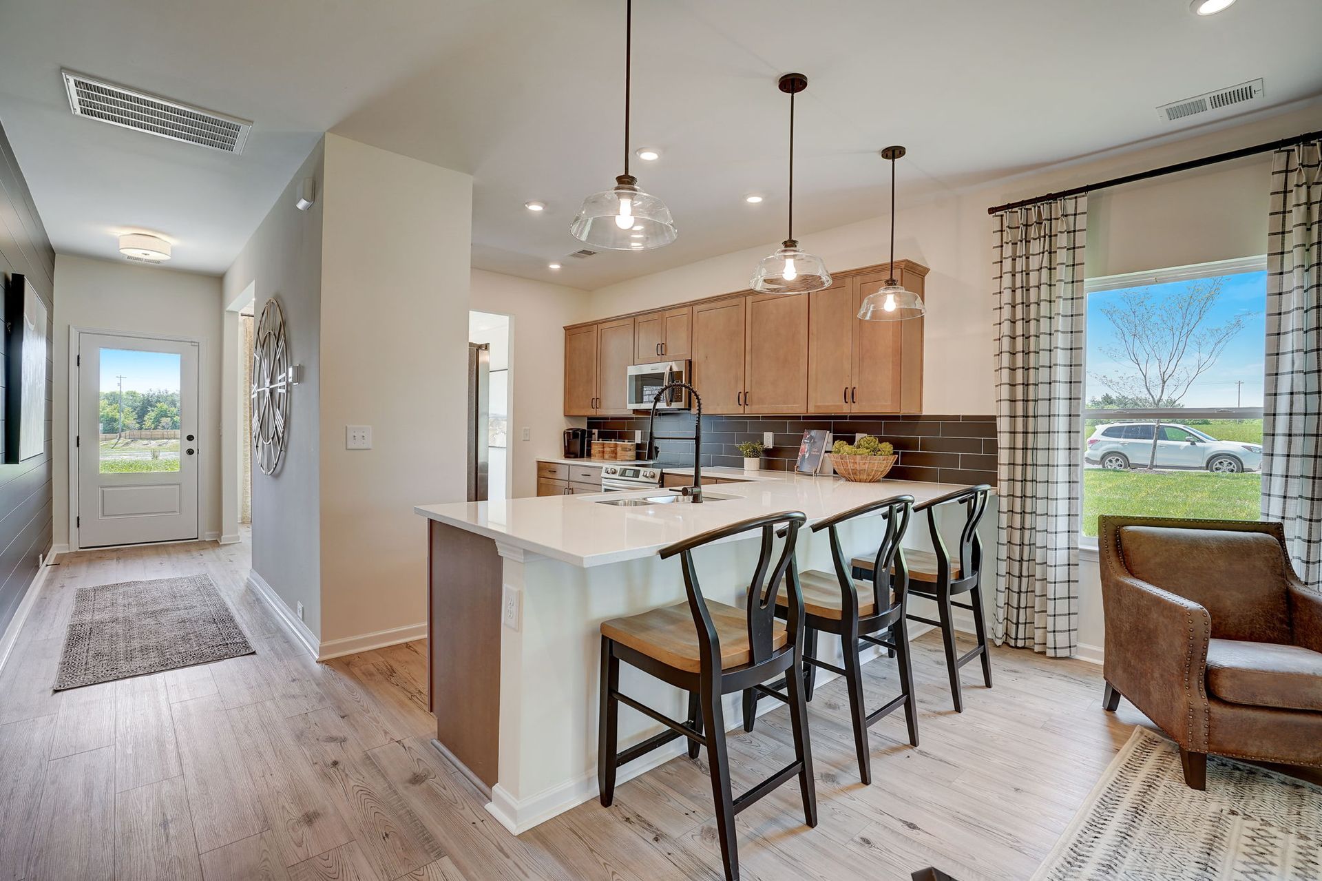The Caldwell - Entry & Kitchen
