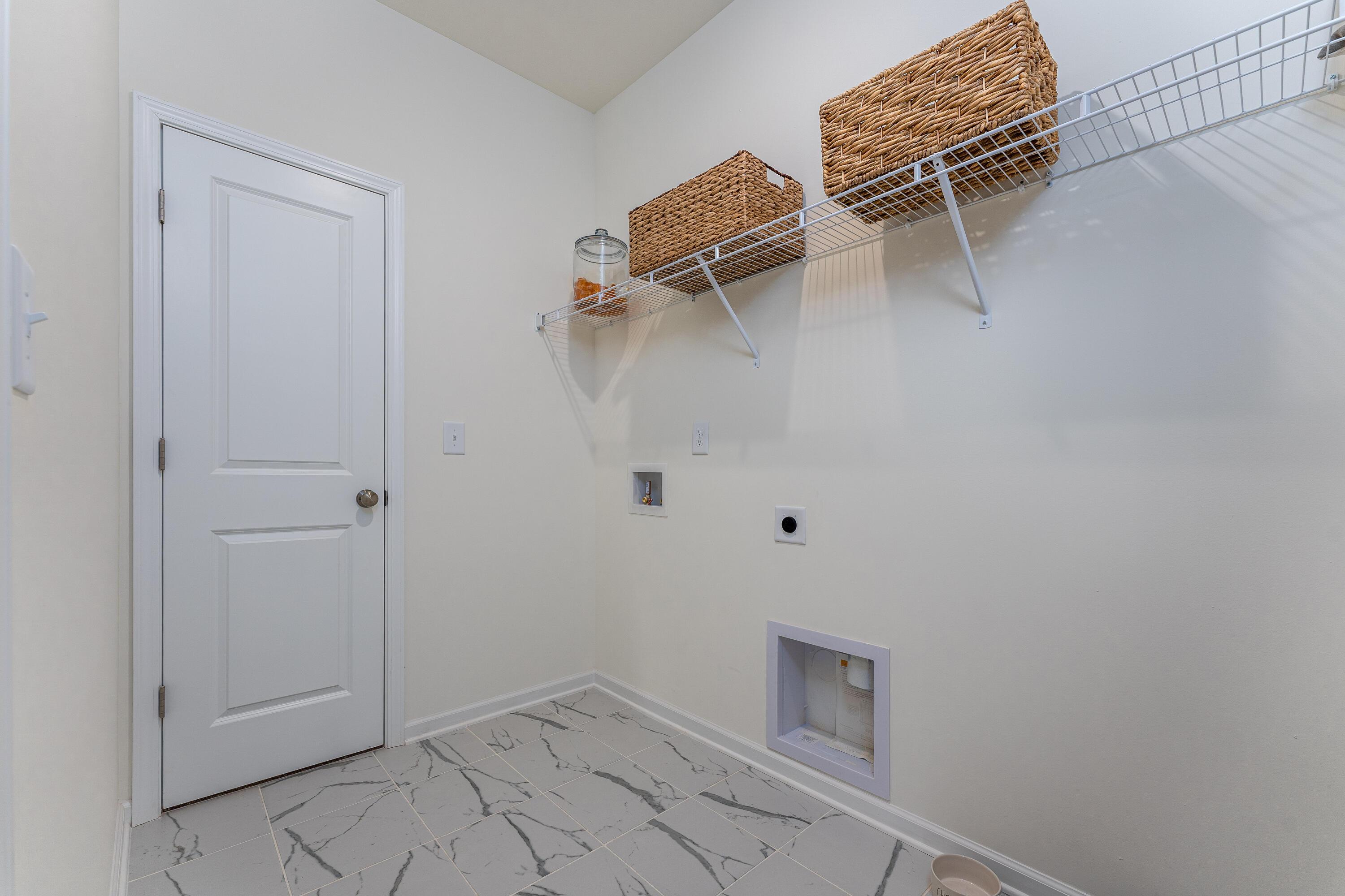 Interior-18