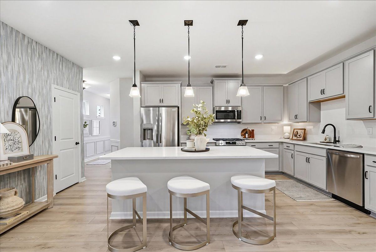 The Ellison II Model - Kitchen