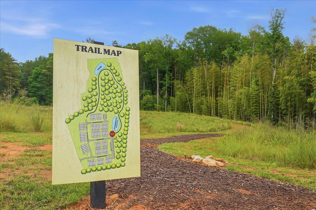 Townes at Copper Hill Walking Trail