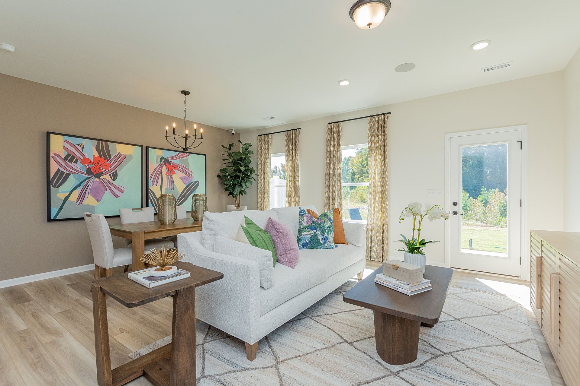 The Suwanee- Family Room
