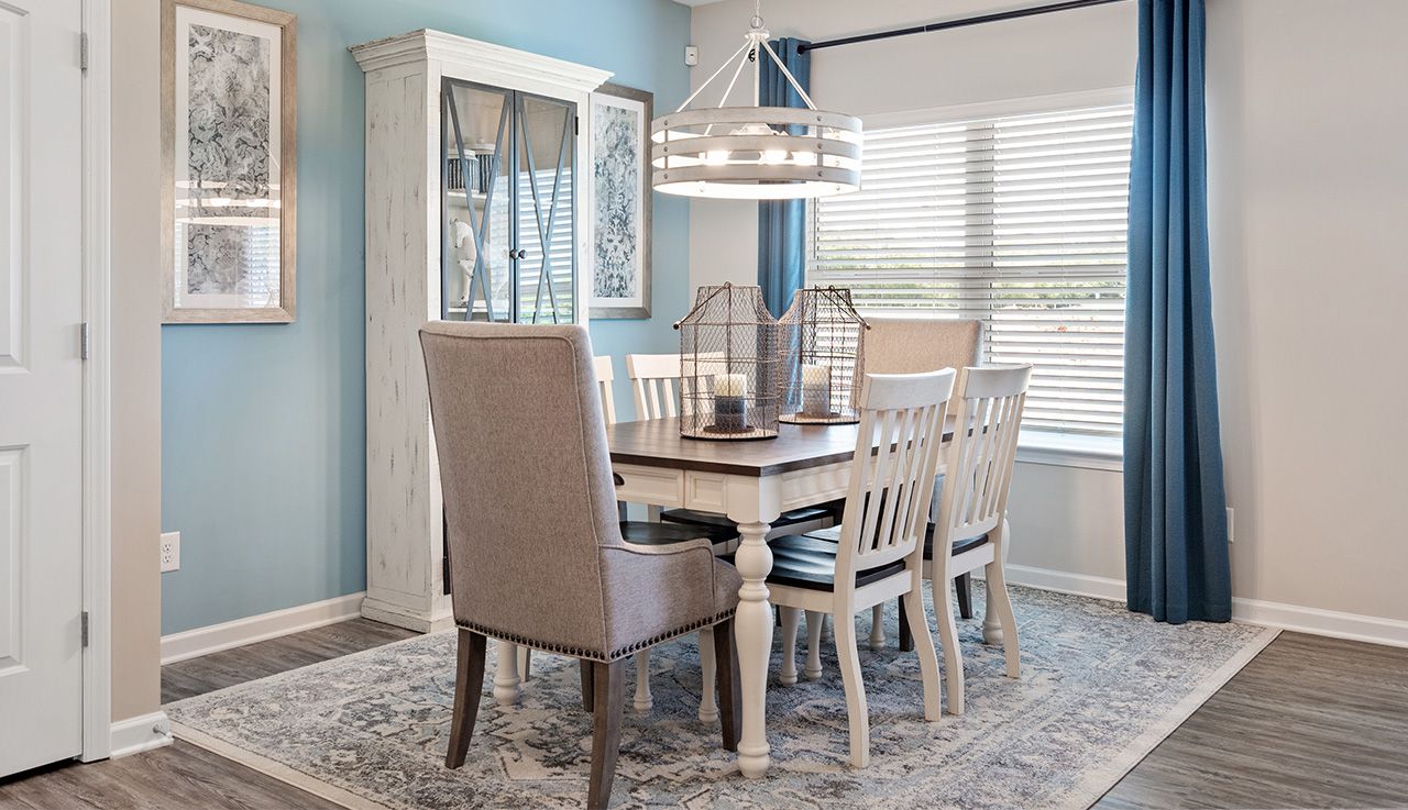 The Bradley - Dining