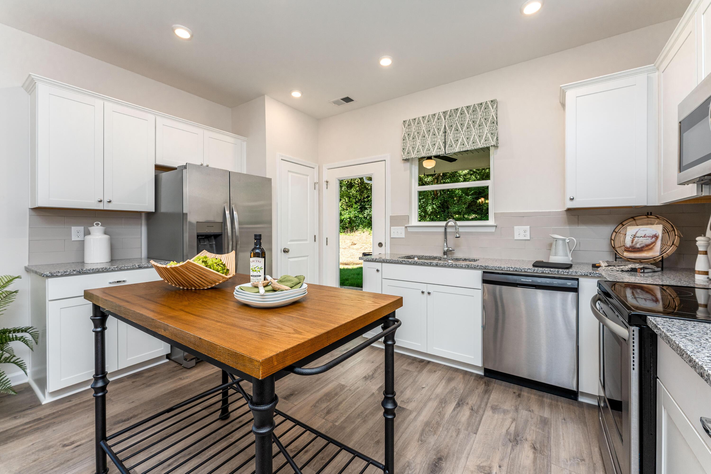 Interior (11 of 25)